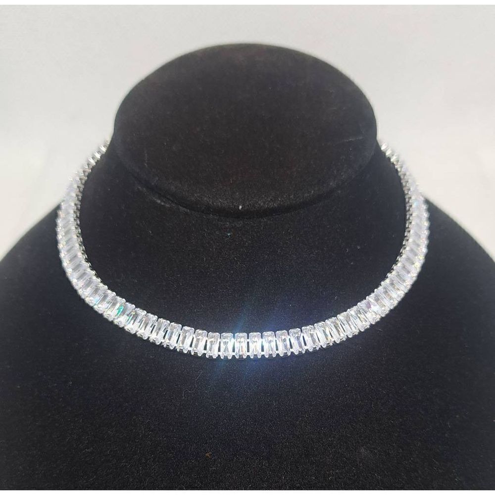Beautiful choker necklace